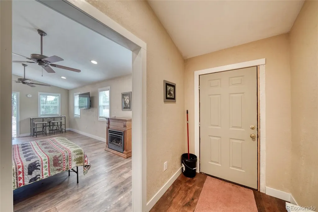 435 Phyllis Drive Florissant CO 80816