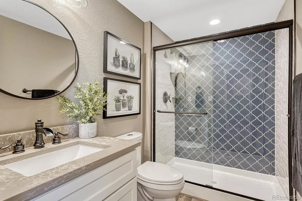 8055 S Vandriver Way Aurora CO 80016