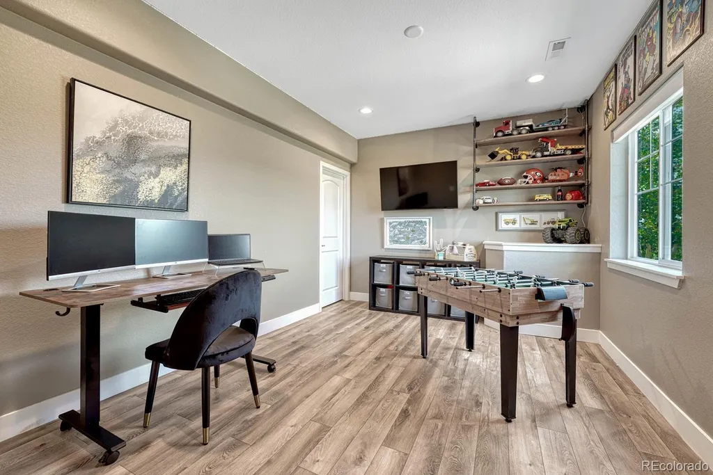 8055 S Vandriver Way Aurora CO 80016