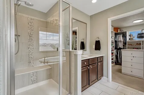 8055 S Vandriver Way Aurora CO 80016