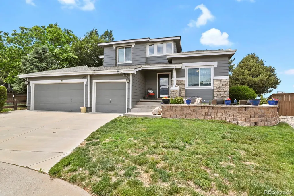 Littleton CO, 9907 Blackbird Circle