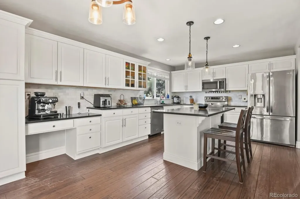 9907 Blackbird Circle Littleton CO 80130