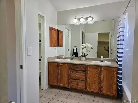 808 Idalia Street Aurora CO 80011