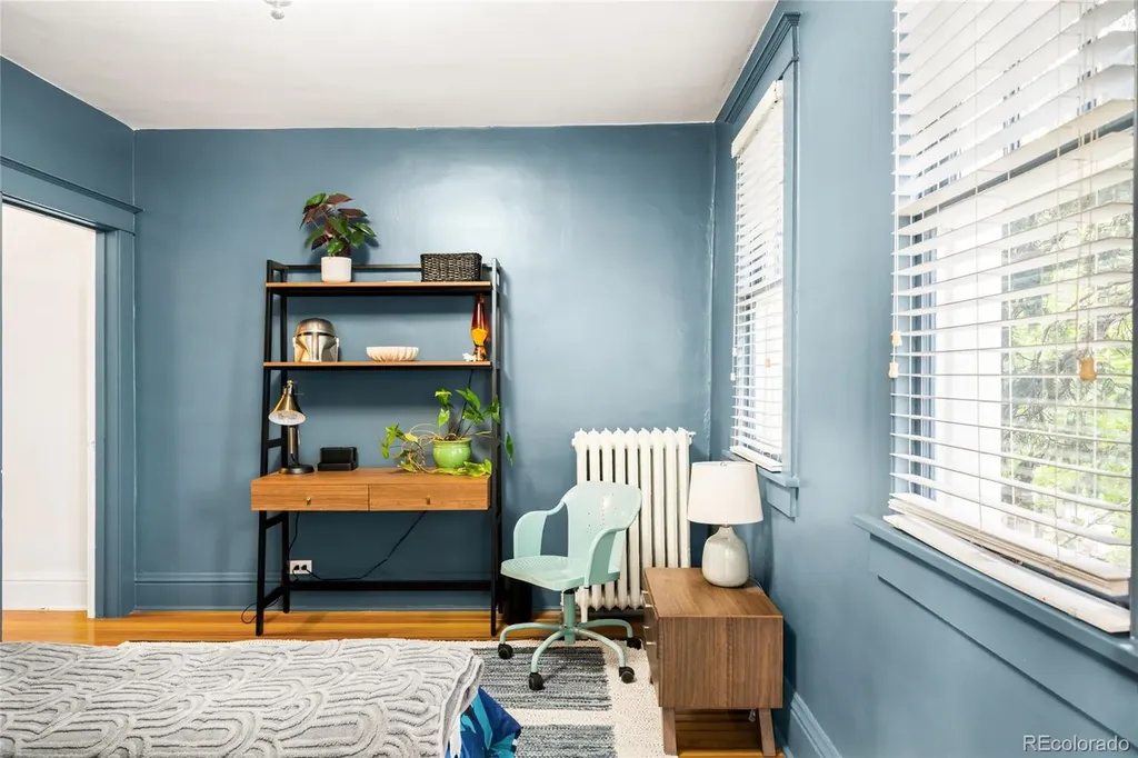 657 Elizabeth Street Denver CO 80206