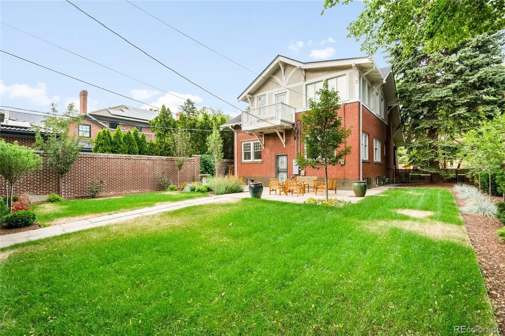 657 Elizabeth Street Denver CO 80206