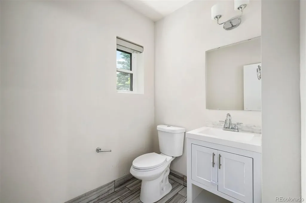 230 S Dexter Street Denver CO 80246