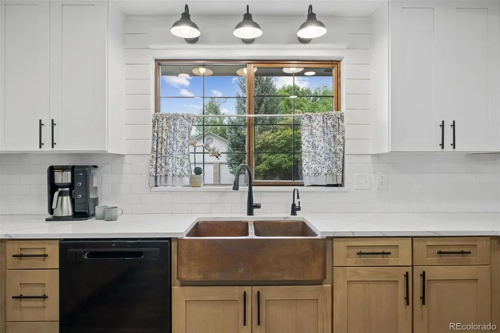 6928 Iris Street Arvada CO 80004