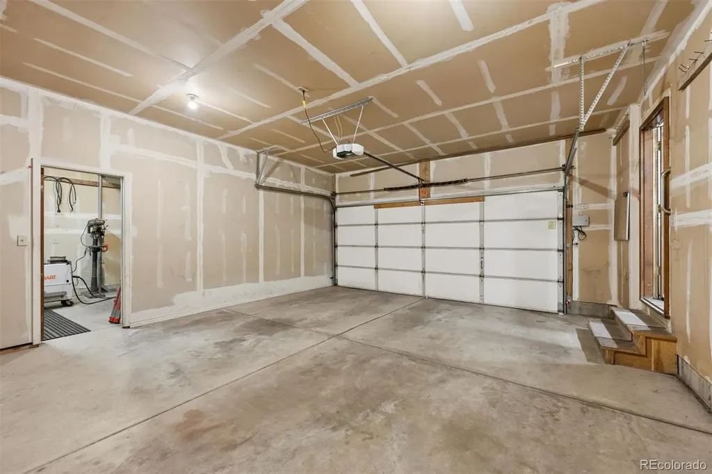 6928 Iris Street Arvada CO 80004