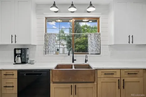 6928 Iris Street Arvada CO 80004