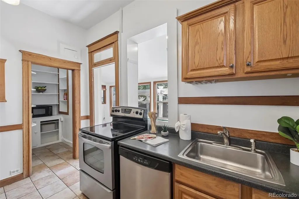 470 S Washington Street Denver CO 80209