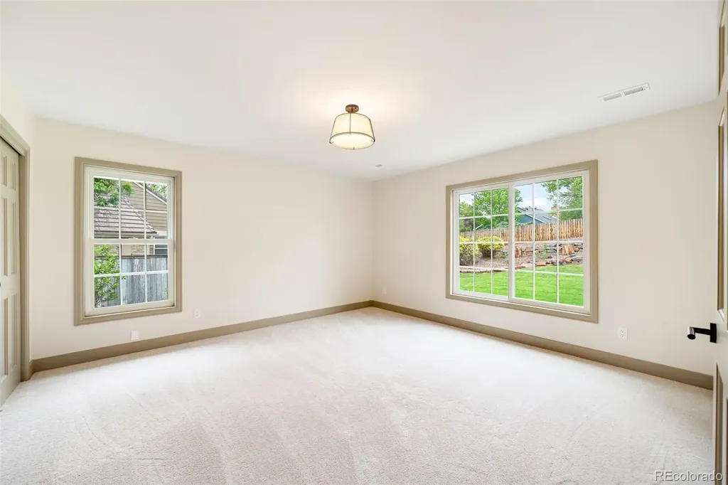 8024 S Oneida Court Centennial CO 80112