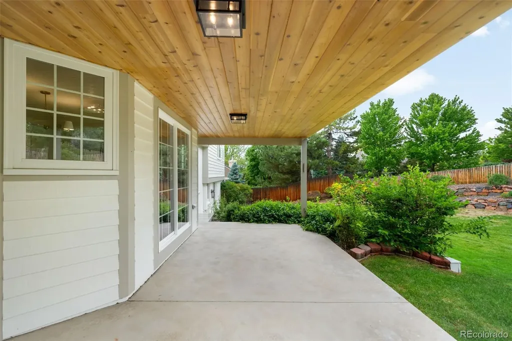 8024 S Oneida Court Centennial CO 80112
