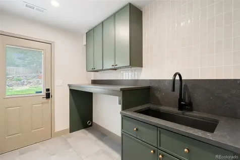8024 S Oneida Court Centennial CO 80112