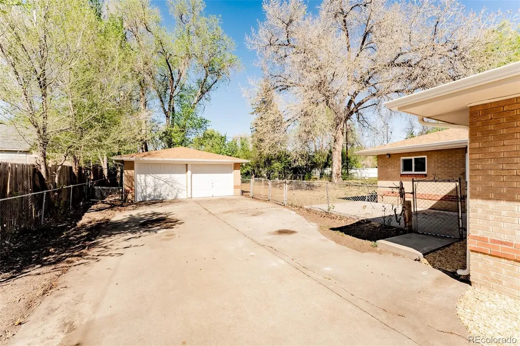 1775 Cody Street Lakewood CO 80215