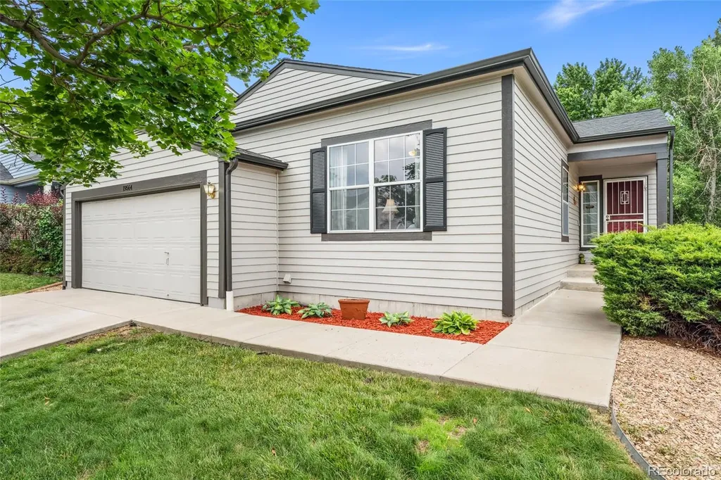 19564 E Ithaca Place Aurora CO 80013
