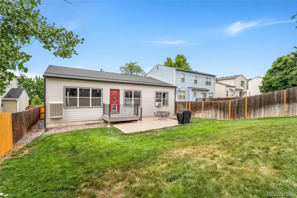 19564 E Ithaca Place Aurora CO 80013