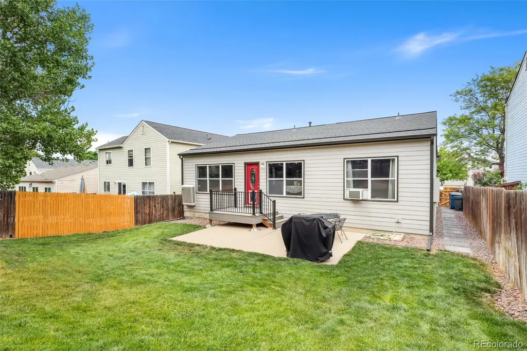 19564 E Ithaca Place Aurora CO 80013