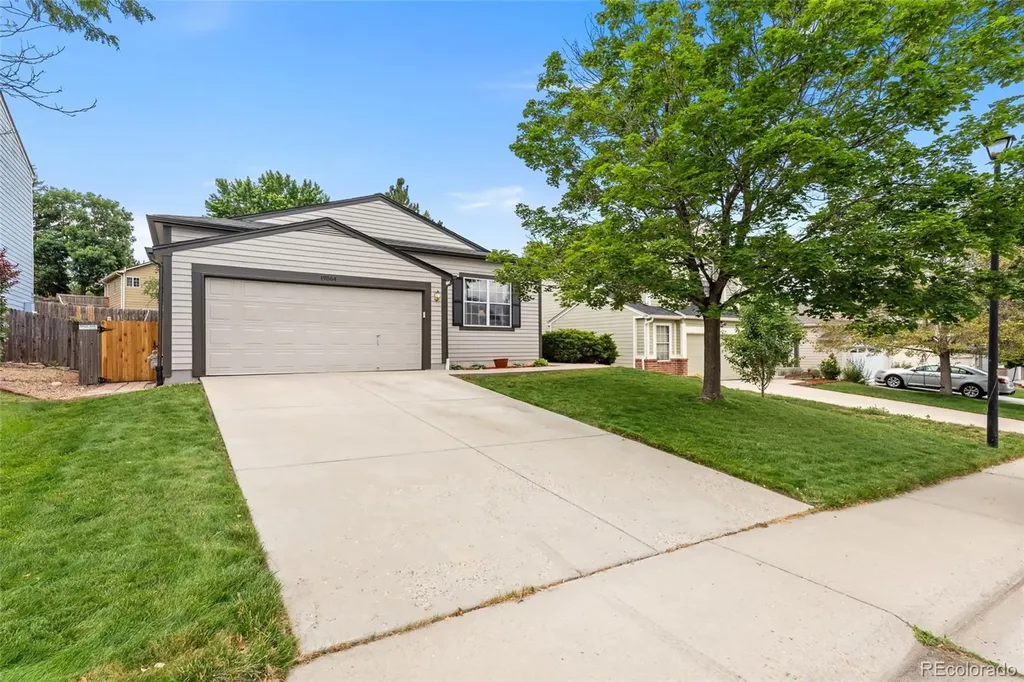 19564 E Ithaca Place Aurora CO 80013