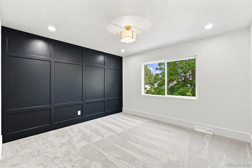7042 E Wesley Avenue Denver CO 80224