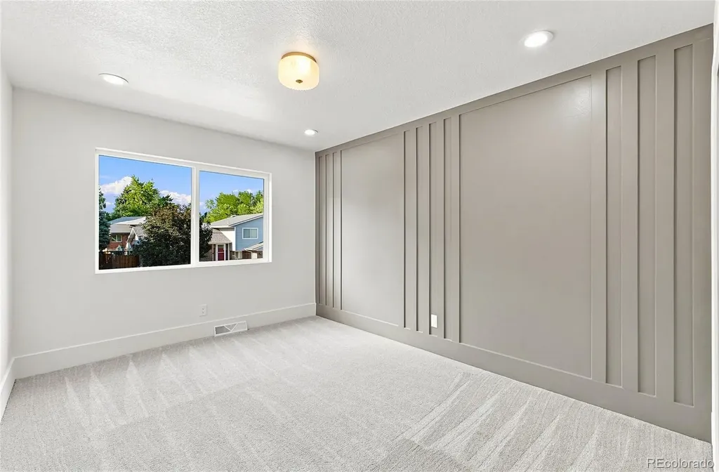 7042 E Wesley Avenue Denver CO 80224