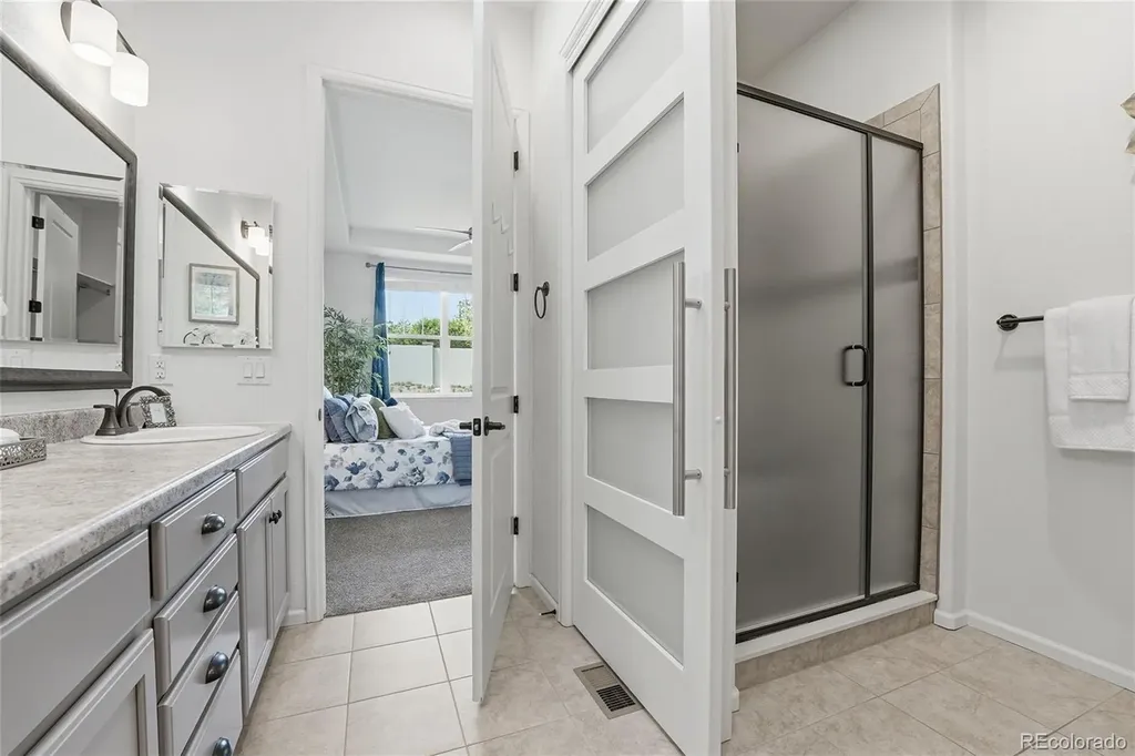 6907 W Jewell Drive Lakewood CO 80227