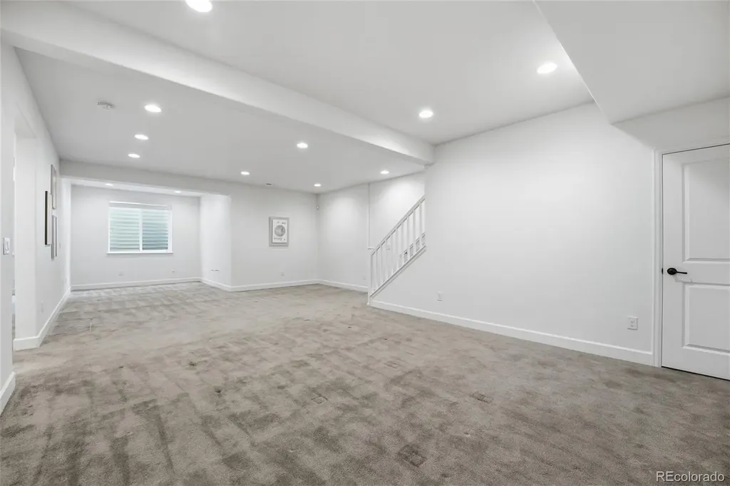 6907 W Jewell Drive Lakewood CO 80227