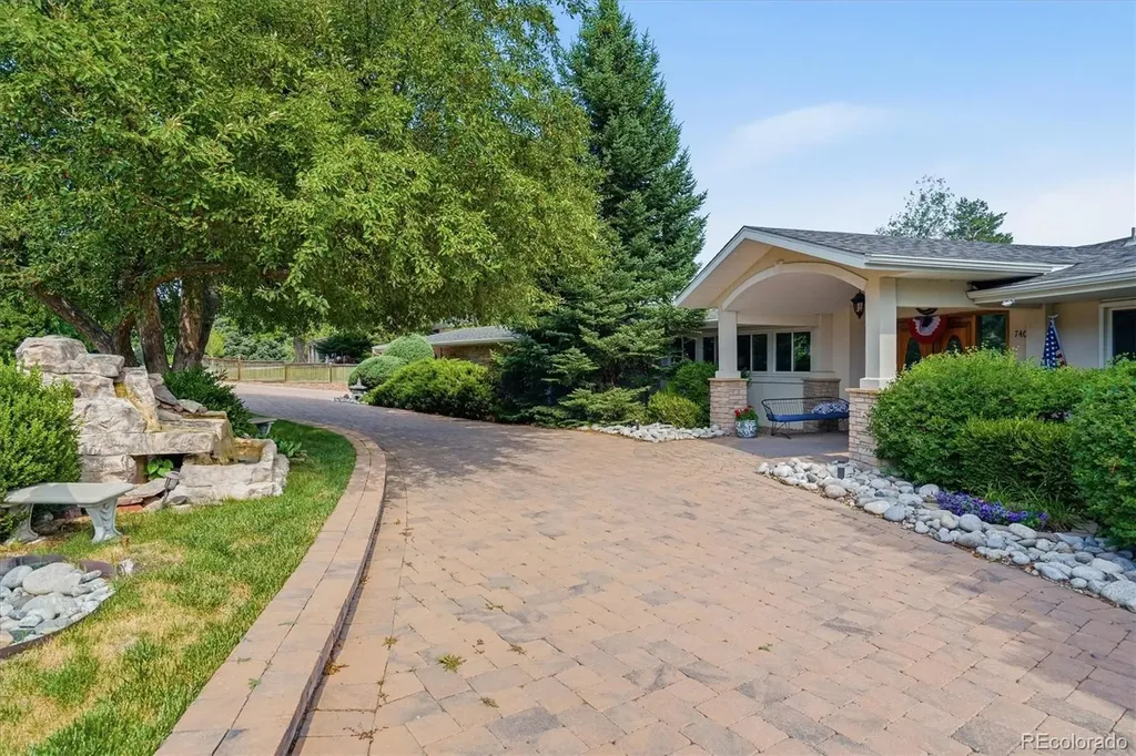 7400 W Radcliff Avenue Littleton CO 80123