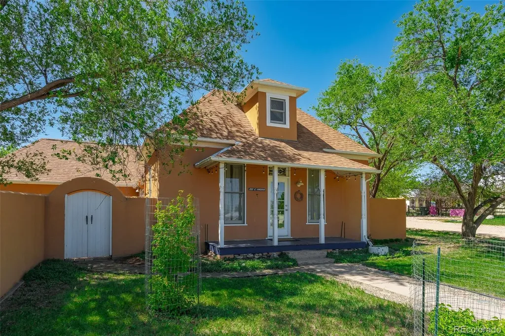 202 E Virginia Street La Veta CO 81055