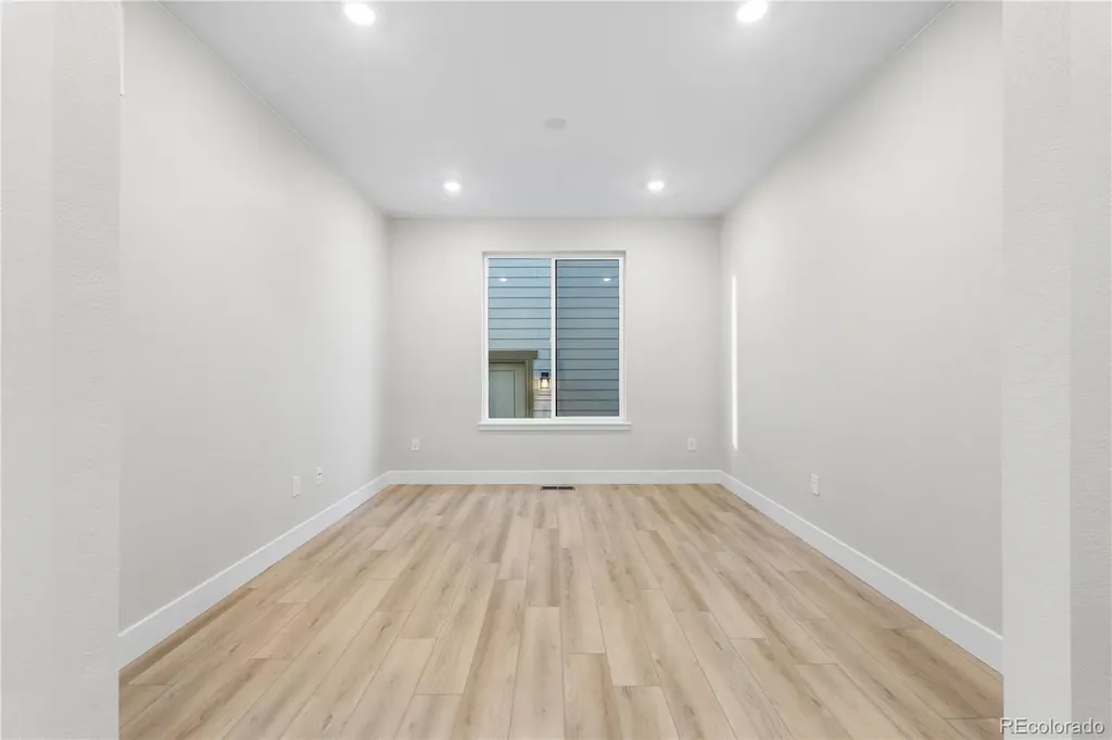 8770 Summerwalk Trail Littleton CO 80125