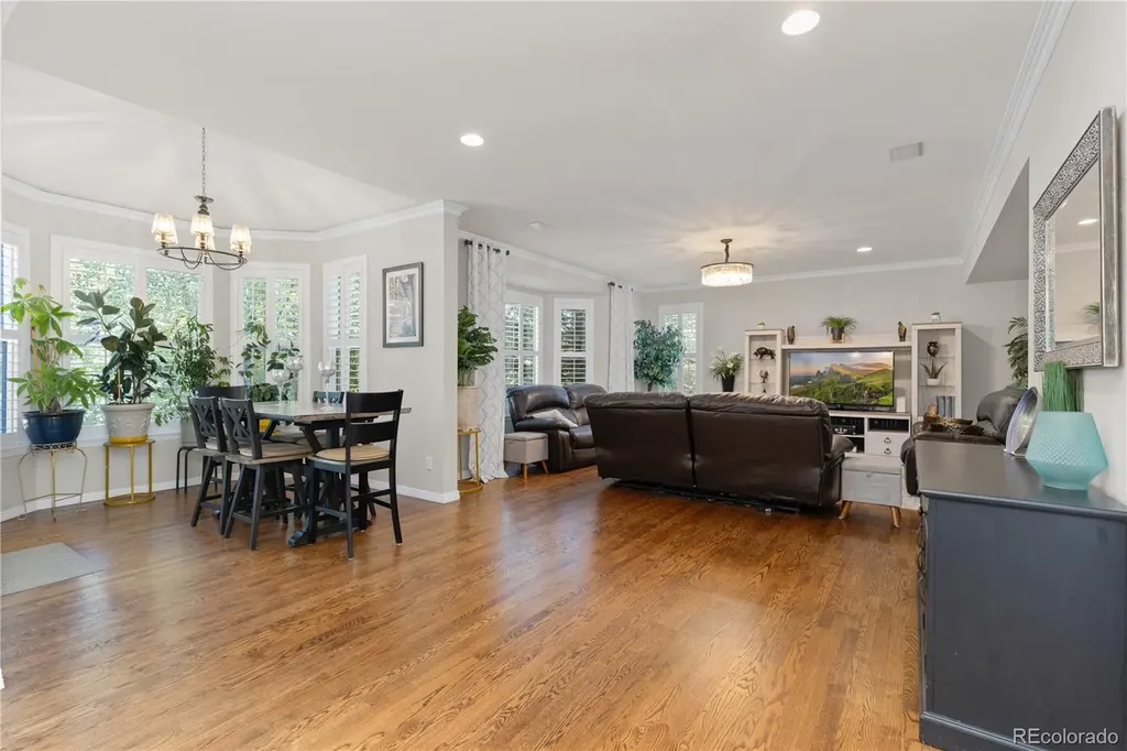 6521 S Walden Way Aurora CO 80016