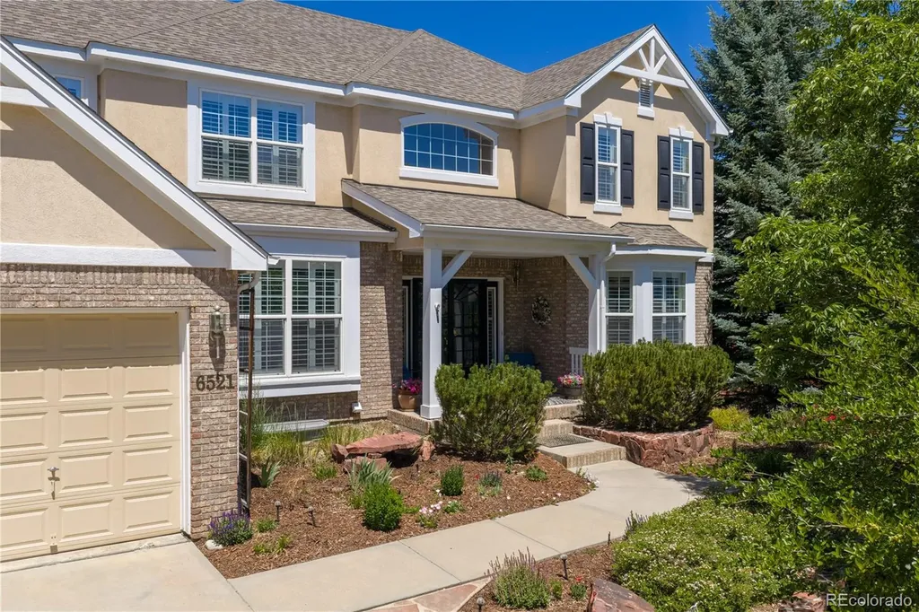 6521 S Walden Way Aurora CO 80016
