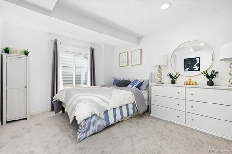 6521 S Walden Way Aurora CO 80016
