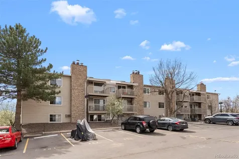 381 S Ames Street Lakewood CO 80226