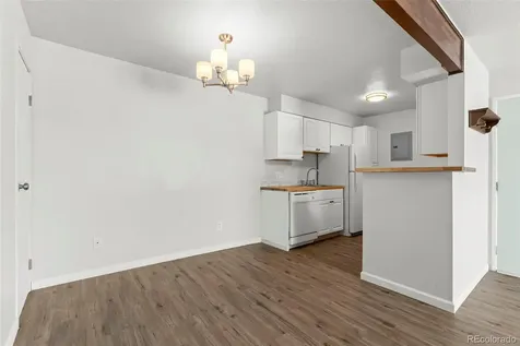 381 S Ames Street Lakewood CO 80226