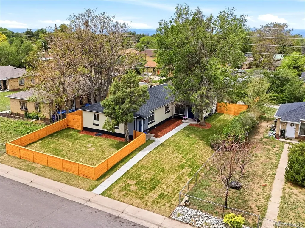 3255 Pontiac Street Denver CO 80207