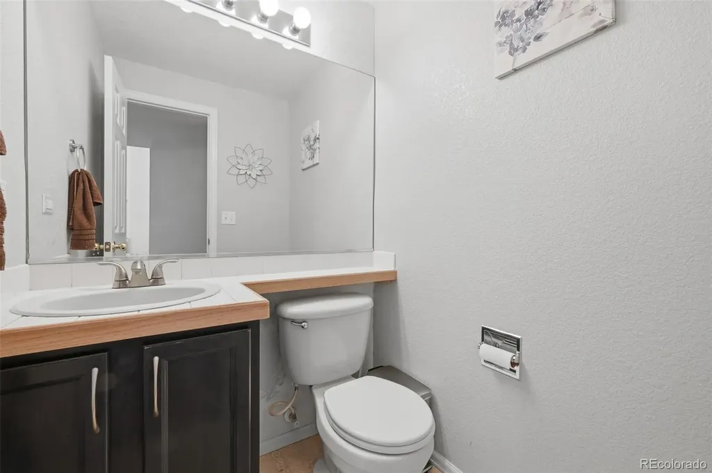 13927 Hudson Way Thornton CO 80602