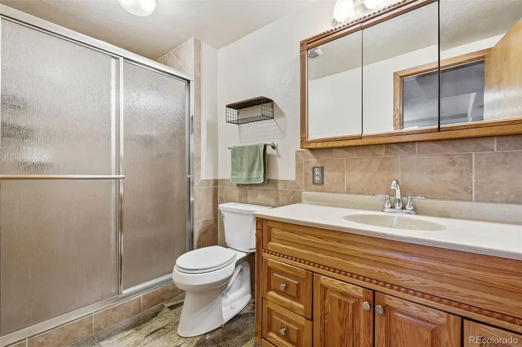 1554 Ervine Avenue Longmont CO 80501