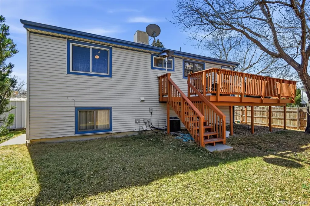 1554 Ervine Avenue Longmont CO 80501