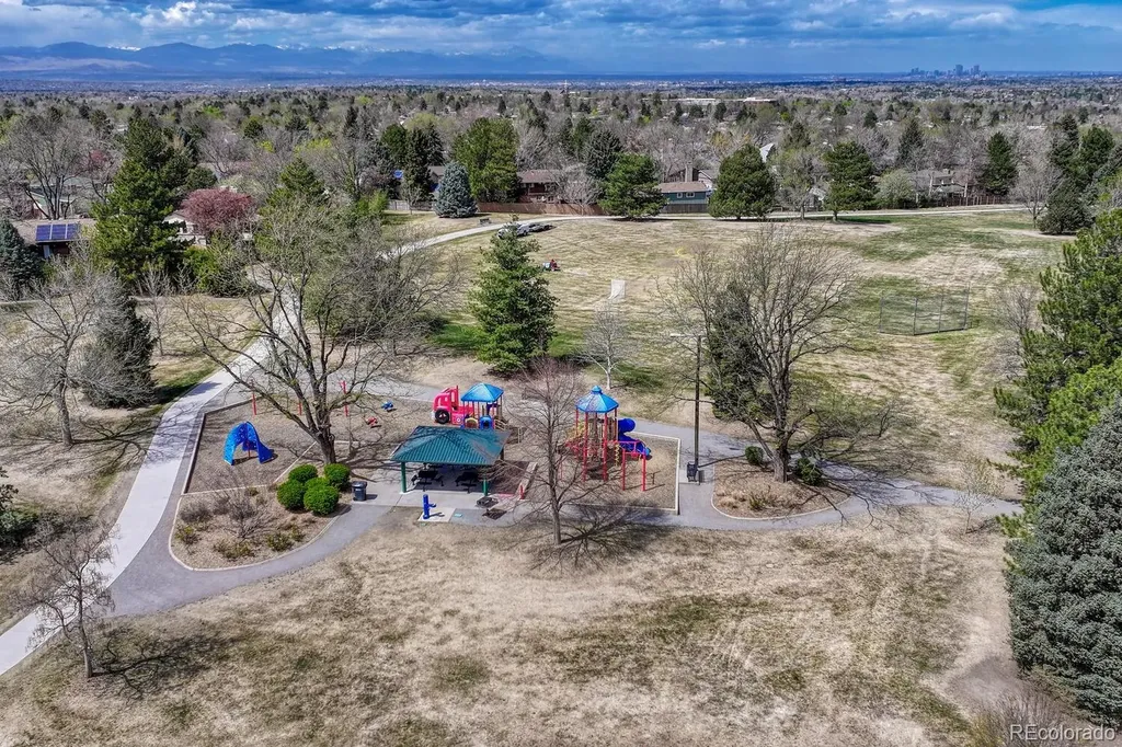 7054 S Elm Street Centennial CO 80122
