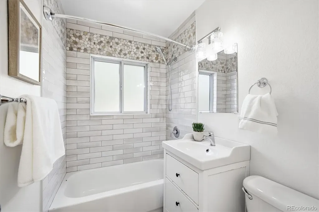 3473 S Glencoe Street Denver CO 80222