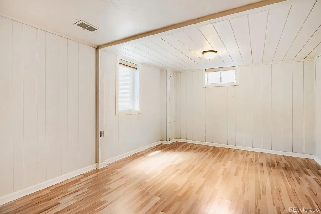 1566 S Depew Street Denver CO 80232
