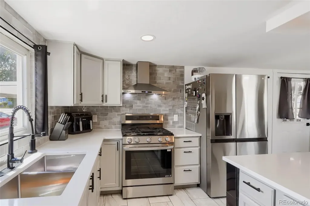 1110 Maclean Street Dacono CO 80514