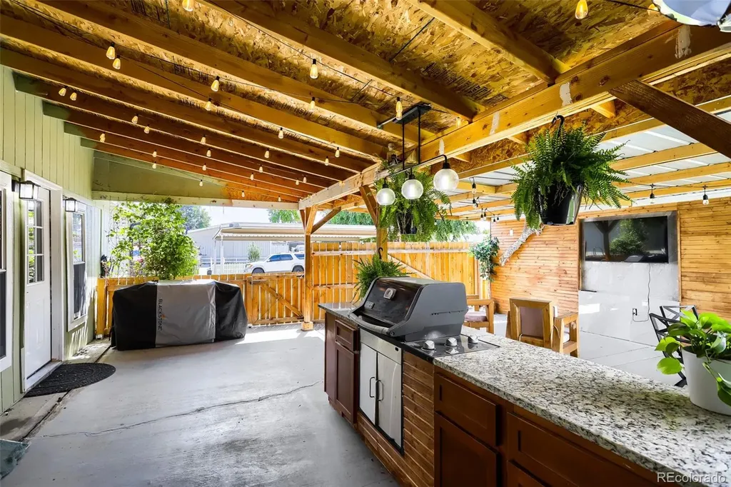 1110 Maclean Street Dacono CO 80514
