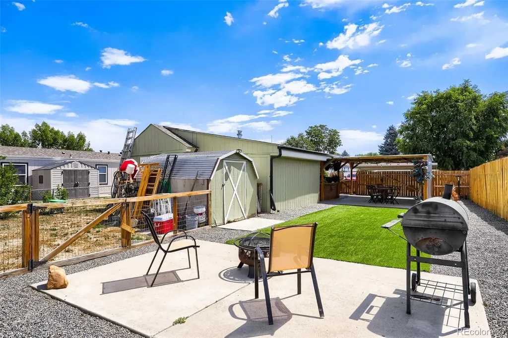 1110 Maclean Street Dacono CO 80514