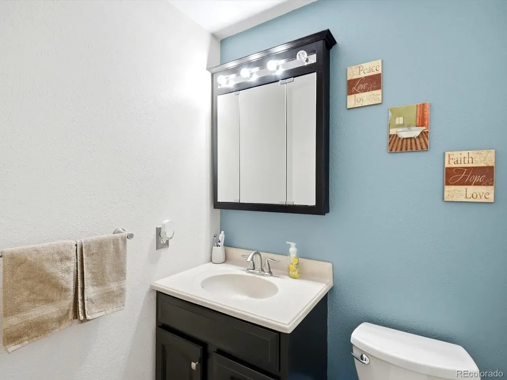 4391 S Estes Street Littleton CO 80123