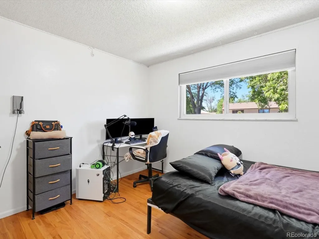 4391 S Estes Street Littleton CO 80123