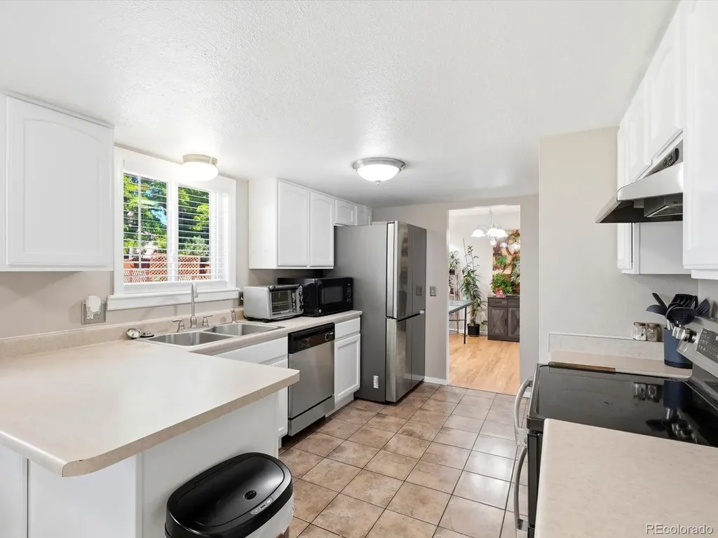 4391 S Estes Street Littleton CO 80123