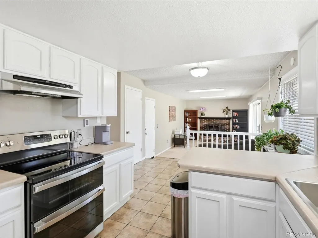 4391 S Estes Street Littleton CO 80123