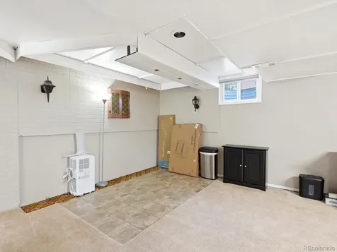 4391 S Estes Street Littleton CO 80123