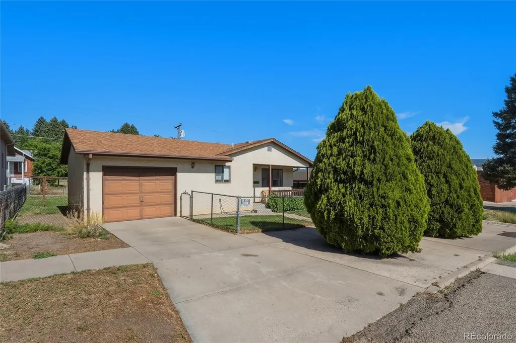 926 Arizona Avenue Trinidad CO 81082